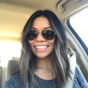 Meet your Posher, Holly